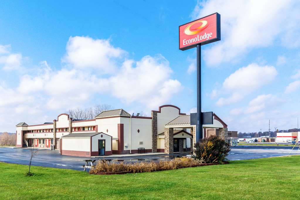 Econo Lodge Cloverdale — Cloverdale