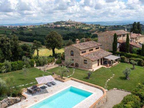 Il Fienile di Pescille San Gimignano in San Gimignano, Italy