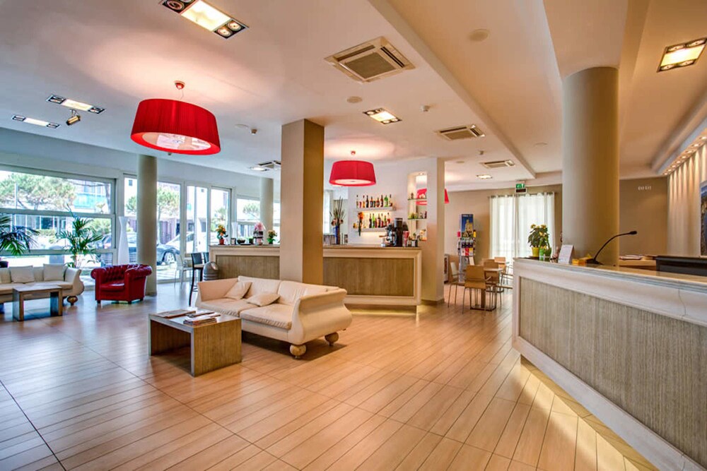Hotel Fiamma — Cesenatico