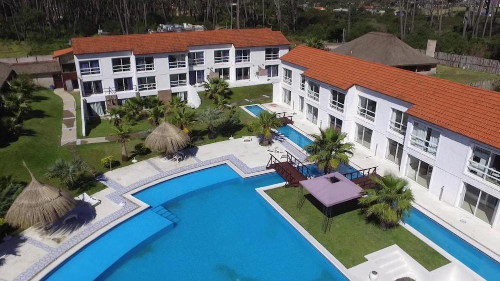 Punta del Este Arenas Hotel & Resort — 4-Star Luxury Hotel in Punta Del Este, Uruguay