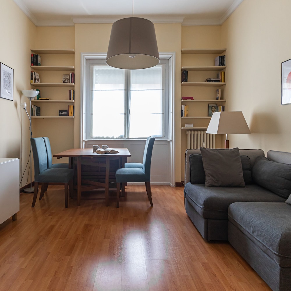 Italianway Easy Cipro 5 — 4-Star Luxury Hotel in Milan, Italy