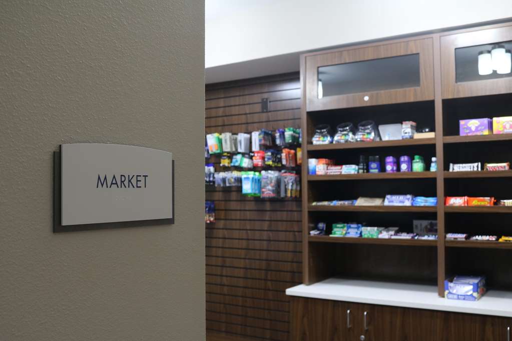 Best Western Plus Portland Airport Hotel & Suites - photo 28