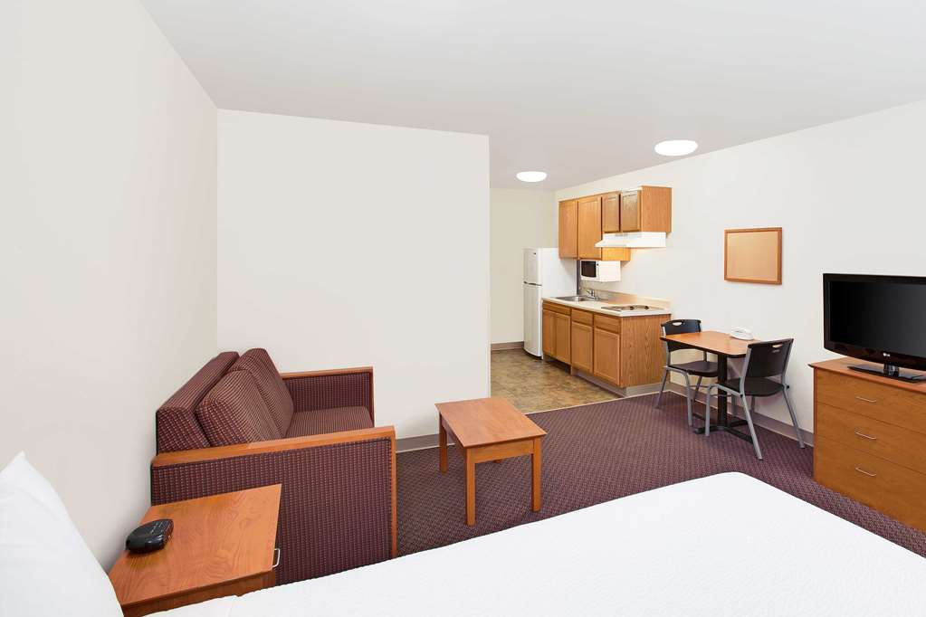 Woodspring Suites Denton - photo 15
