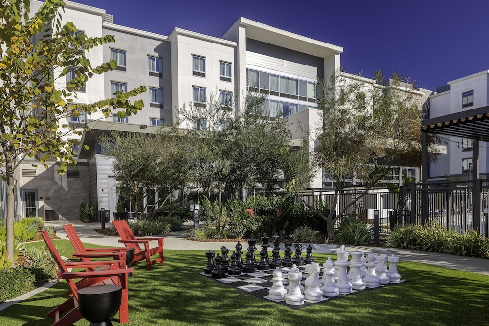 Homewood Suites by Hilton Long Beach Airport - photo 34