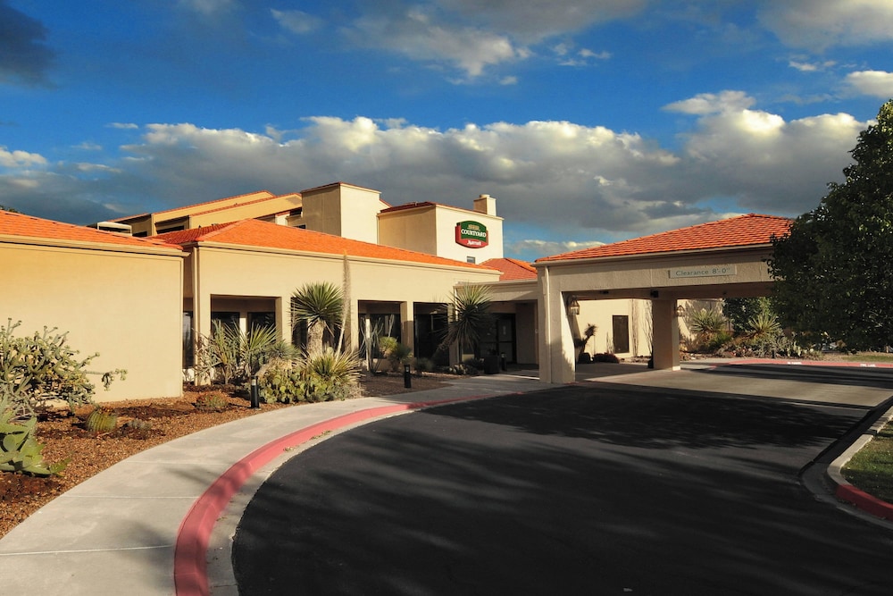 Courtyard by Marriott Albuquerque Airport - photo 27