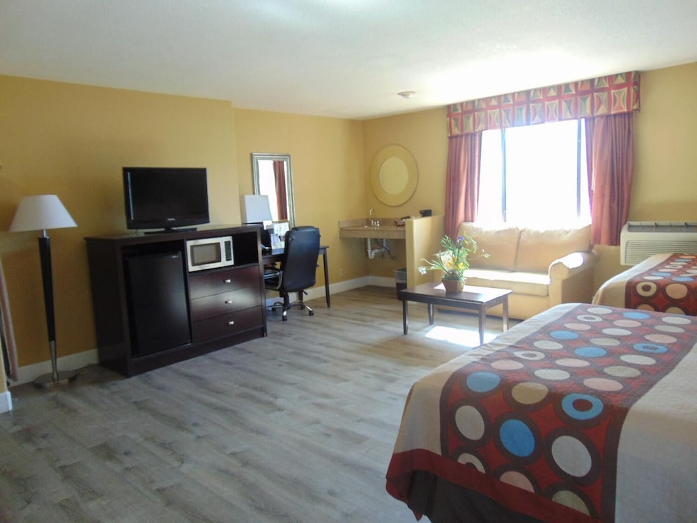 Super 8 by Wyndham Payson - photo 16
