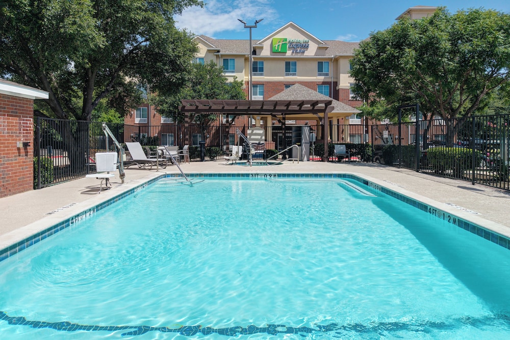 Holiday Inn Express Hotel & Suites Dallas Grand Prairie I 20 by IHG - photo 27