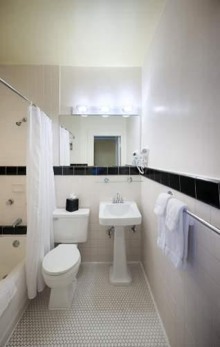 California Hotel - photo 13