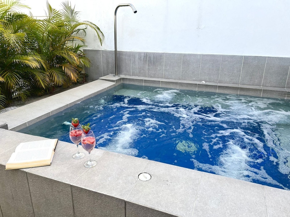 79 Hotel - last minute hotel in Medellin