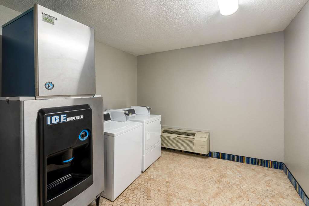 Baymont by Wyndham Tupelo - photo 22