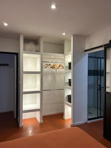 T2 Climatise Pres Des Plages in Narbonne, France