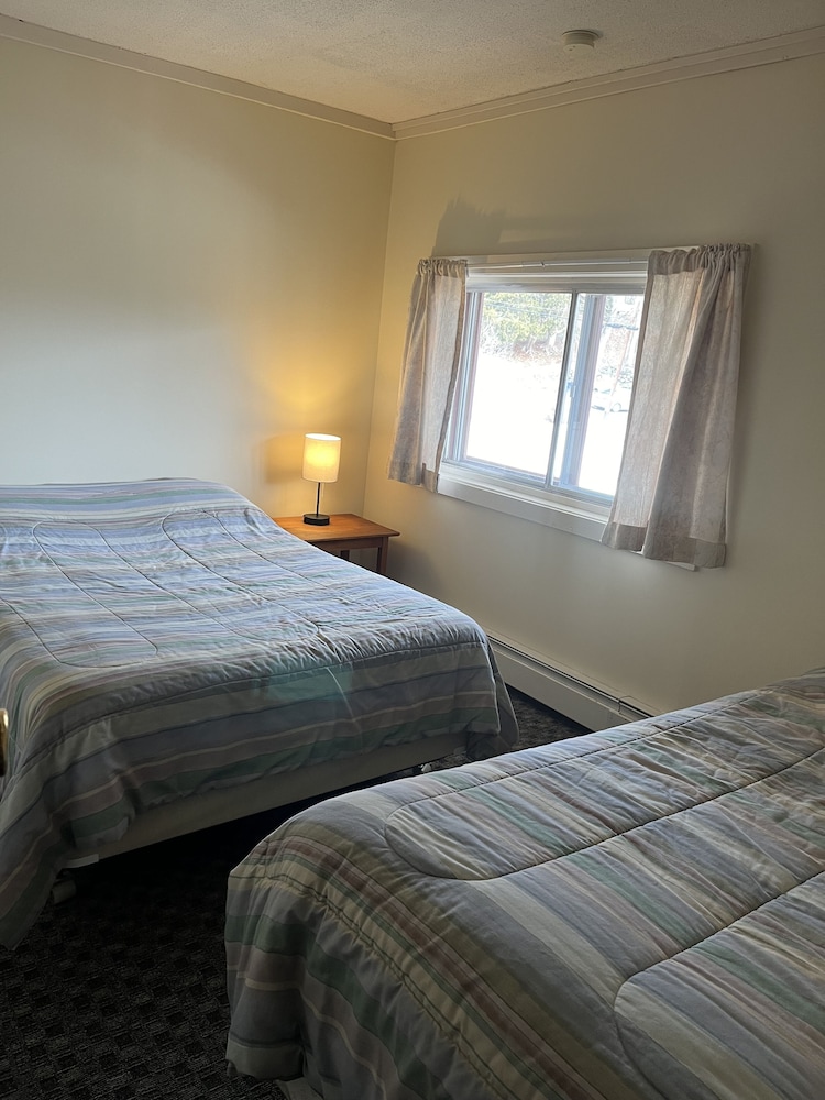 Brookside Motor Inn - photo 4