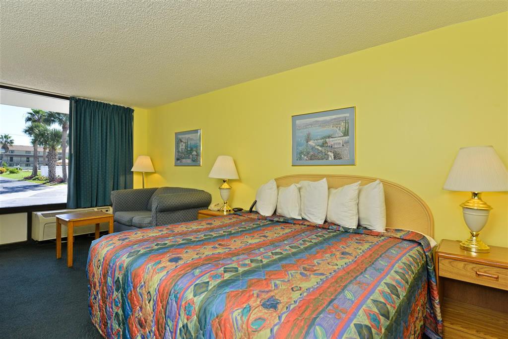 Americas Best Value Inn Satellite Beach Melbourne - photo 13