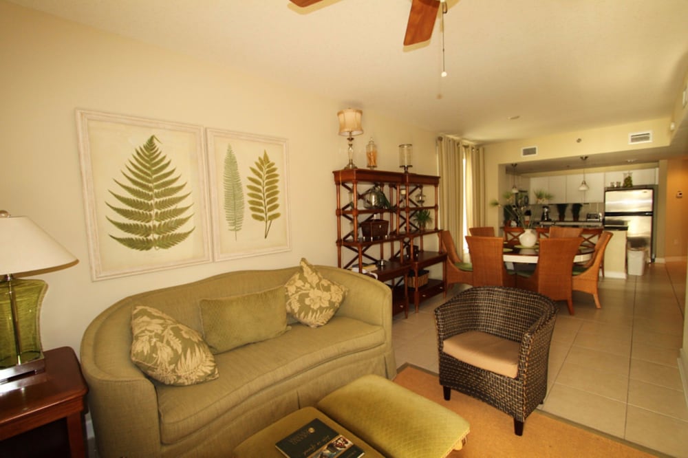 Grand Panama Beach Resort by Emerald View Resorts - photo 27