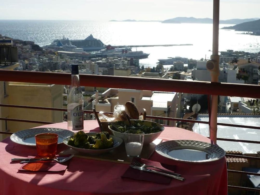 Apartment with Amazing View & parking — 4-Star Luxury Hotel in Kavala, Greece