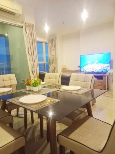 Beautiful 2 Bedroom Seaview 18th floor 78sqm พัทยา — 4-Star Luxury Hotel in Pattaya, Thailand