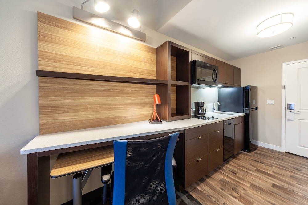 TownePlace Suites by Marriott Front Royal - photo 11