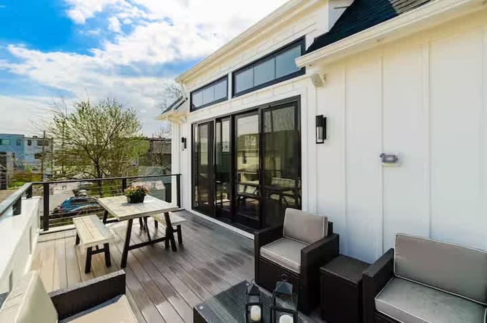 Jungle House Designer Residences Downtown Columbus — 4-Star Luxury Hotel in Columbus, United States