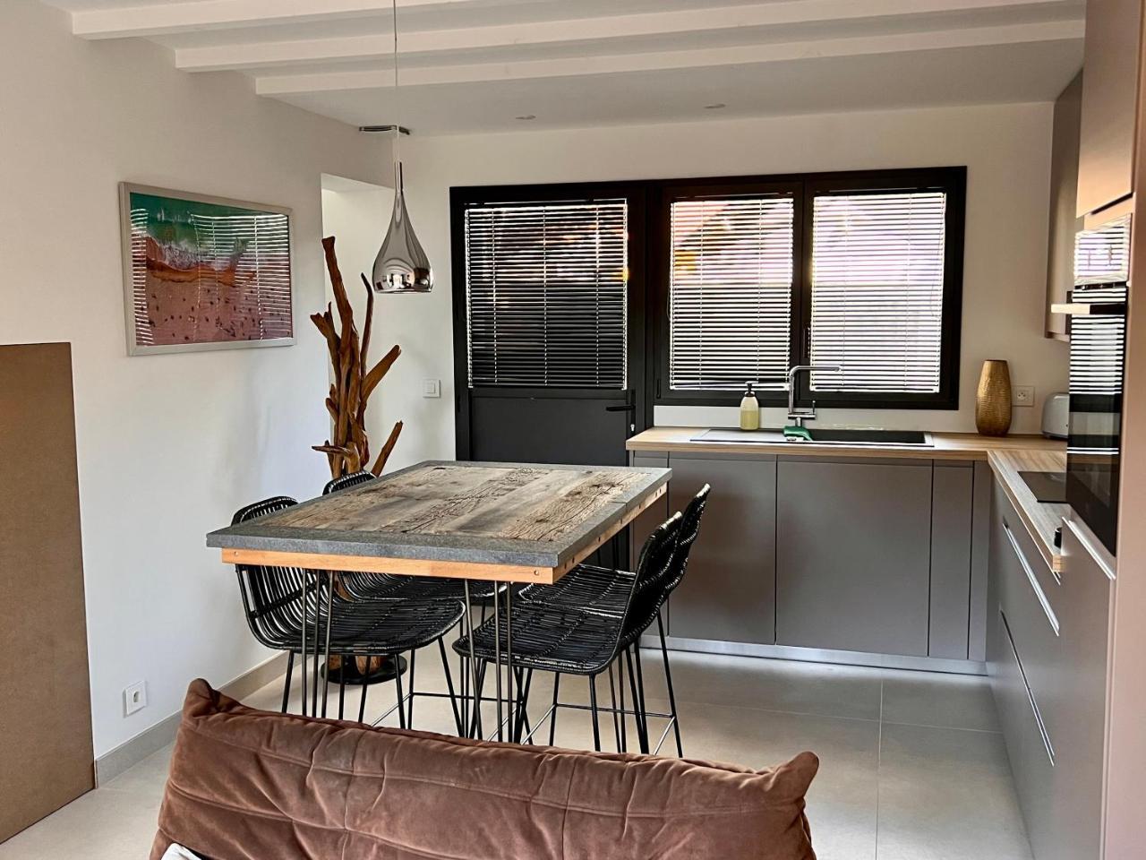 Le Cache a L Eau — 4-Star Luxury Hotel in Le Pouliguen, France
