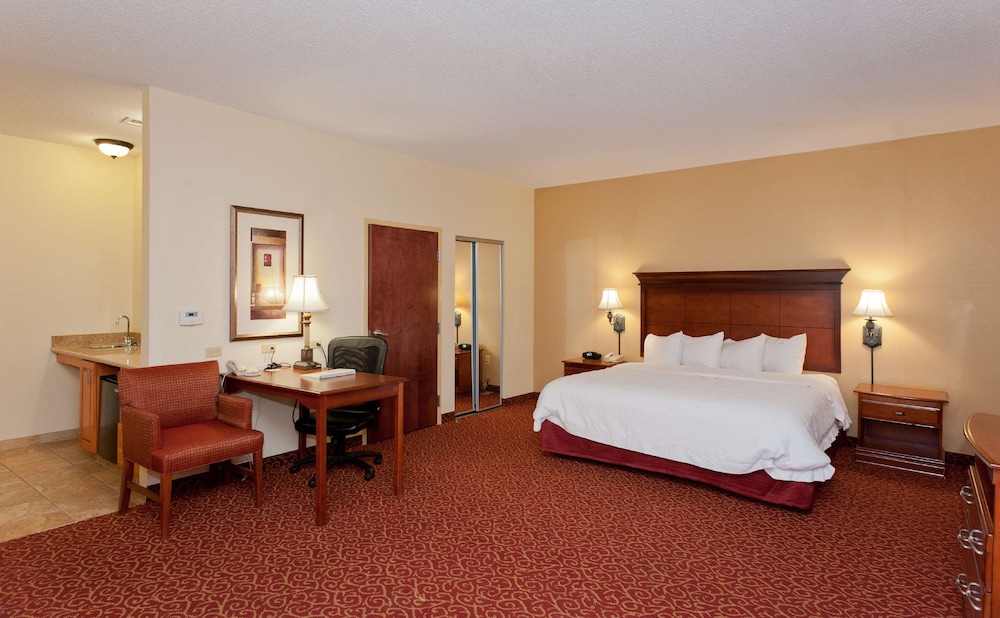 Hampton Inn & Suites McComb - photo 17
