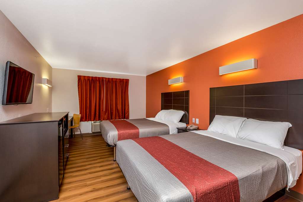 Motel 6 Peoria IL - photo 15