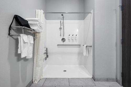 Riverstone Suites Chippewa Falls - photo 6