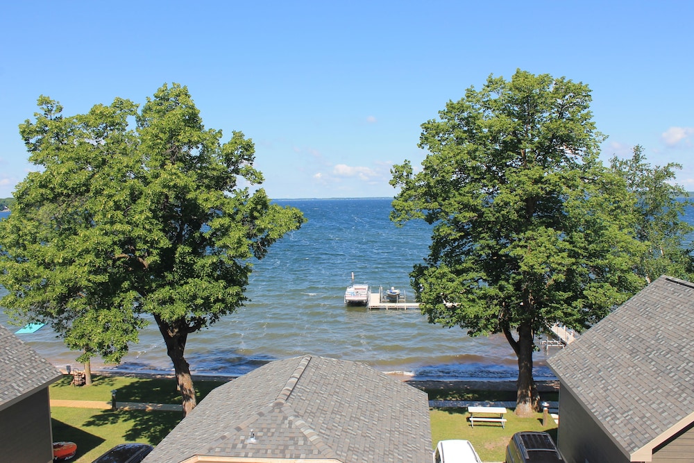 Viking Bay Resort & Lodge - photo 38