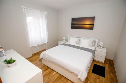Apartment Old Town Bambo — 4-Star Luxury Hotel in Knin, Croatia