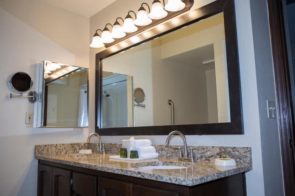 Scottsdale Camelback Resort VRHost - photo 30