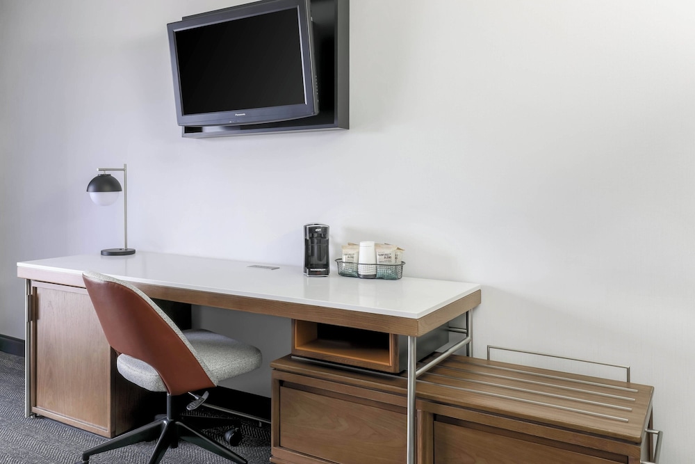 Courtyard by Marriott Boulder Broomfield - photo 11