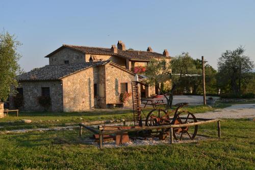 Agriturismo Podere dell' Olmo — 4-Star Luxury Hotel in Amelia, Italy