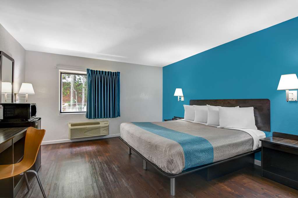 Motel 6 Norcross GA - photo 10