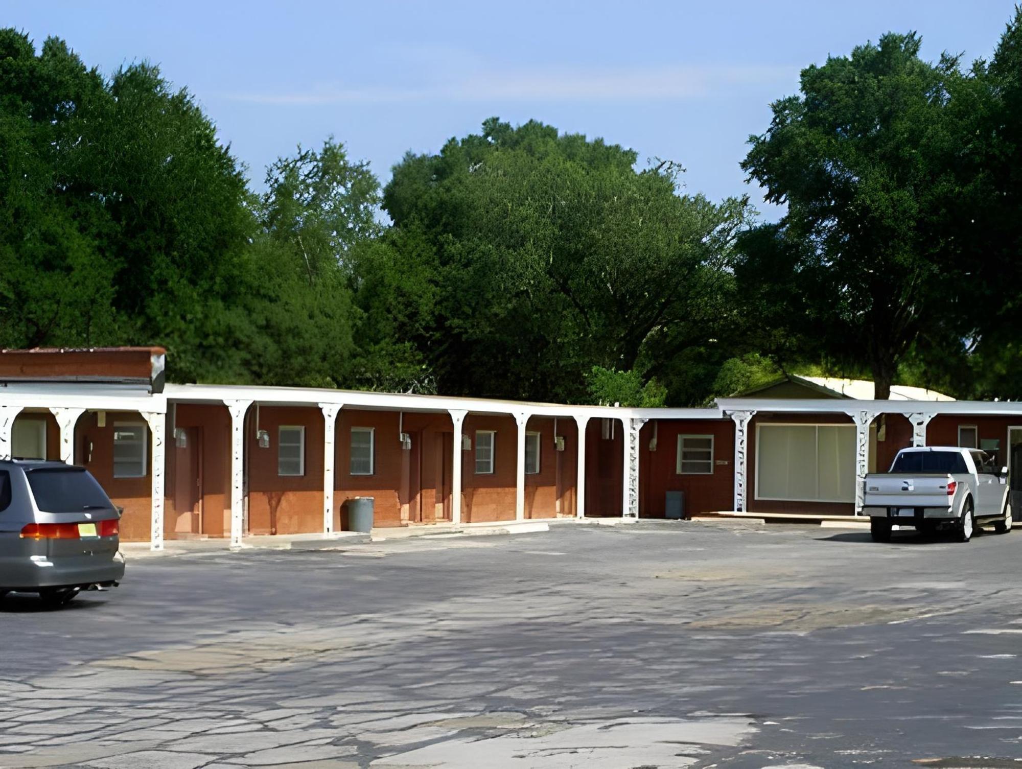 Crestview Inn - photo 18