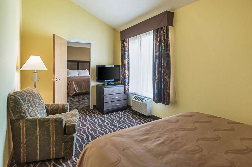 Quality Inn & Suites Frostburg Cumberland - photo 17
