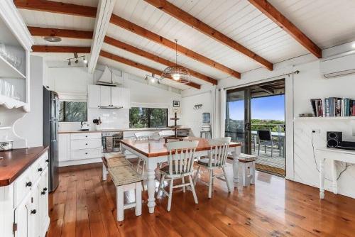 Longustine Pet Friendly in Robe, Australia