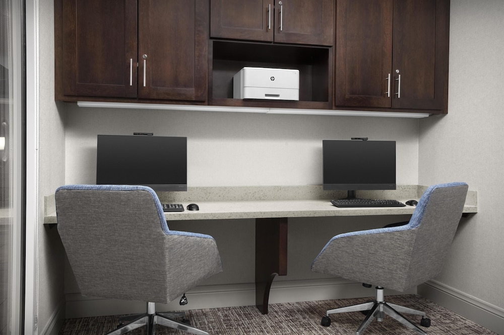 Hilton Garden Inn Gallup - photo 49