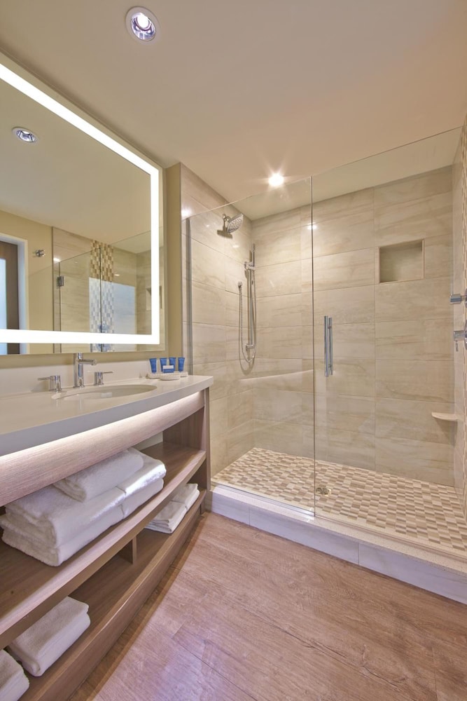 Opal Sands Resort - photo 20