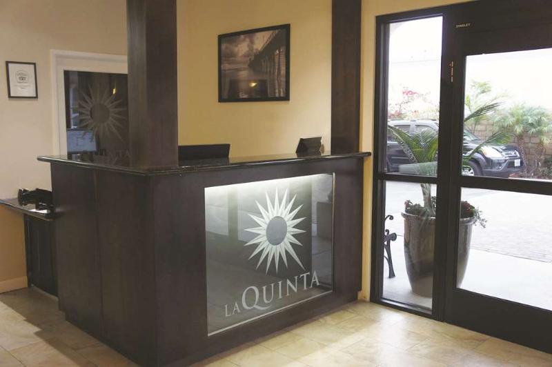 La Quinta Inn By Wyndham San Diego Oceanside - photo 4