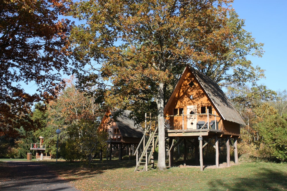 Le Nid dans les Bruyères in Fere-En-Tardenois, France