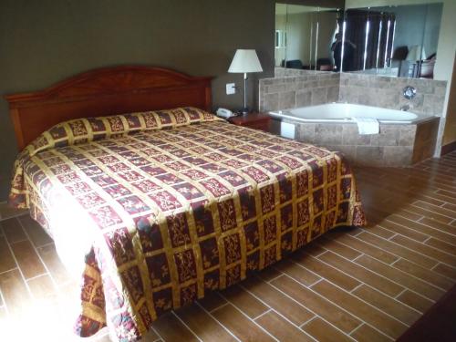 Budgetel Inn & Suites Hotel - photo 27