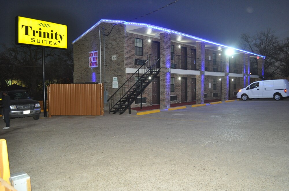 Trinity Suites Downtown Dallas - photo 21