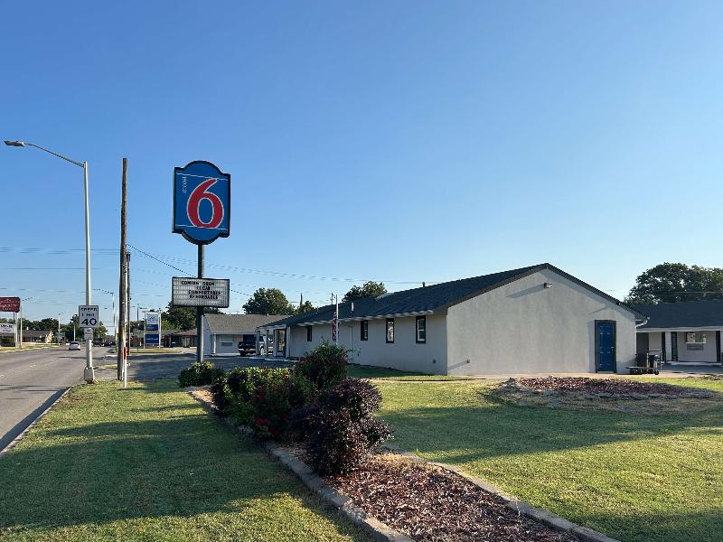 Motel 6 Ponca City OK - featured photo