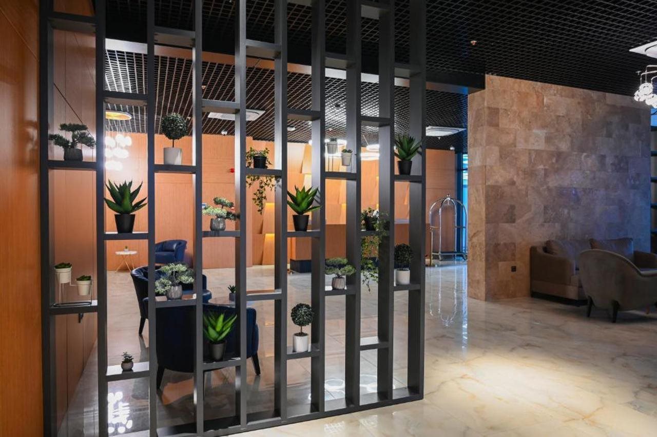 New wave apart hotel