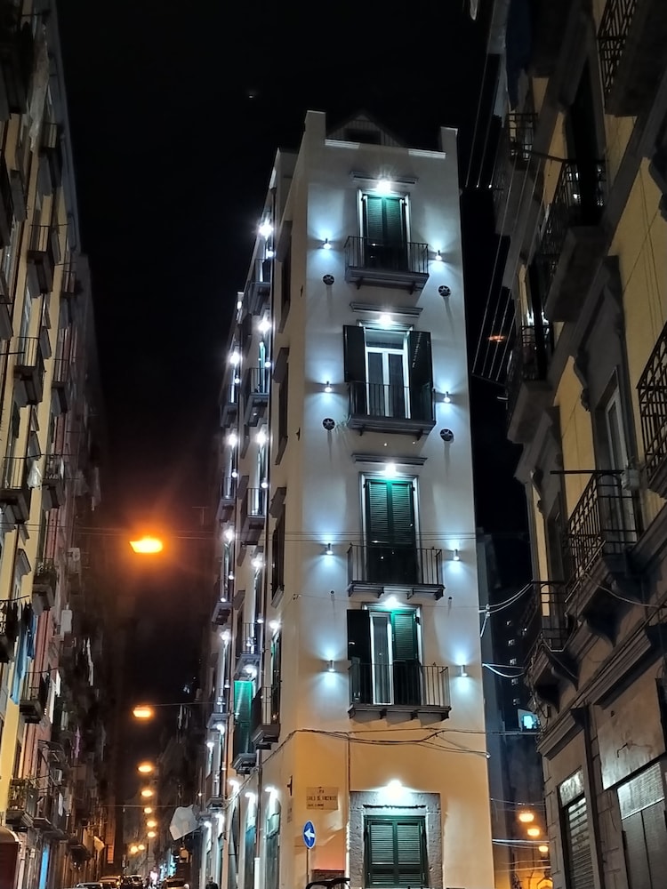 Palazzo Settembrini 49 — 4-Star Luxury Hotel in Naples, Italy