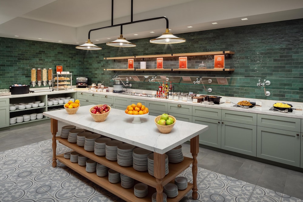 Homewood Suites by Hilton Nashville Downtown the Gulch - photo 17
