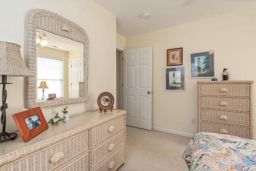 Cox Landing by Oak Island Accommodations - photo 20