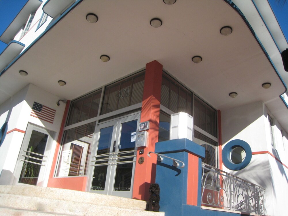 Sherbrooke All Suites Hotel - photo 26