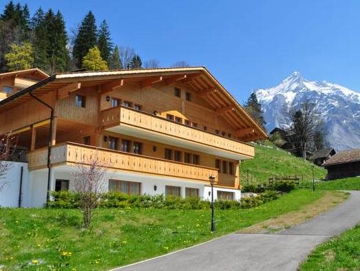 Chalet Ostegg Superior — 4-Star Luxury Hotel in Grindelwald, Switzerland