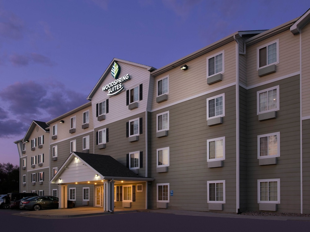 WoodSpring Suites Council Bluffs - photo 35