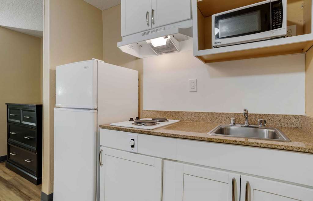 Extended Stay America Select Suites Destin US 98 Emerald Coast Pkwy. - photo 16